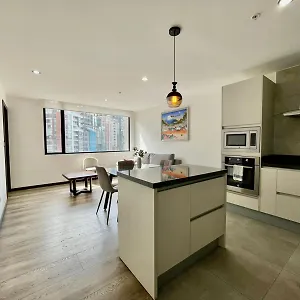  Apartamento Cerca Del Dann Carlton Parque La Carolina Ecuador