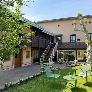 hotel-au-coq-dort-spa.hotels-rhonealpes.com/